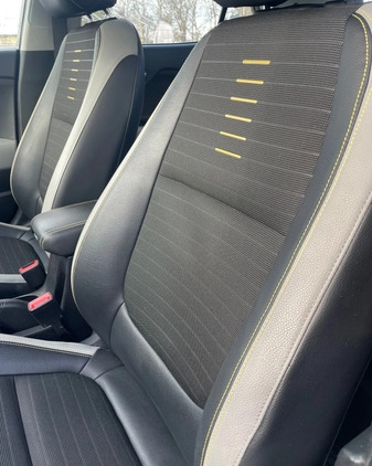 Kia Stonic cena 59900 przebieg: 60302, rok produkcji 2018 z Nysa małe 667